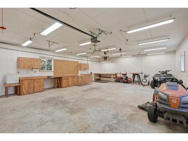 1087 Tanney Lane, Hudson, WI 54016