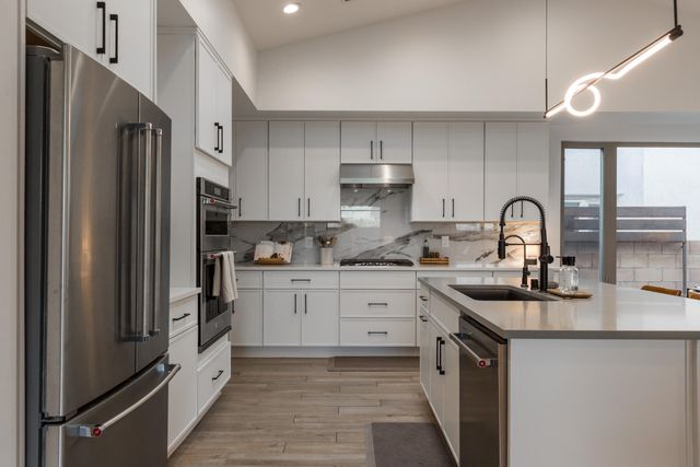 8705 Signal Avenue NE, Albuquerque, NM 87122