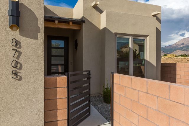8705 Signal Avenue NE, Albuquerque, NM 87122