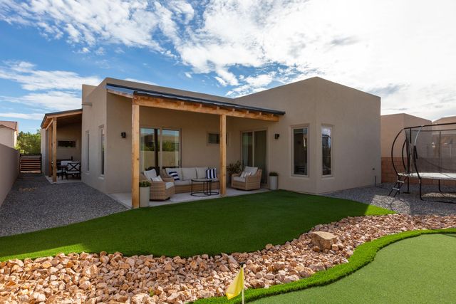8705 Signal Avenue NE, Albuquerque, NM 87122