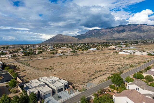 8705 Signal Avenue NE, Albuquerque, NM 87122
