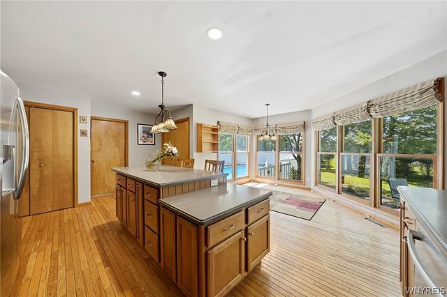202 Enchanted Forest South, Lancaster, NY 14043
