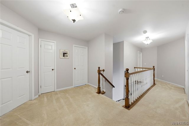 202 Enchanted Forest South, Lancaster, NY 14043
