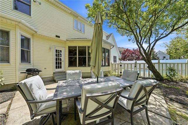 202 Enchanted Forest South, Lancaster, NY 14043