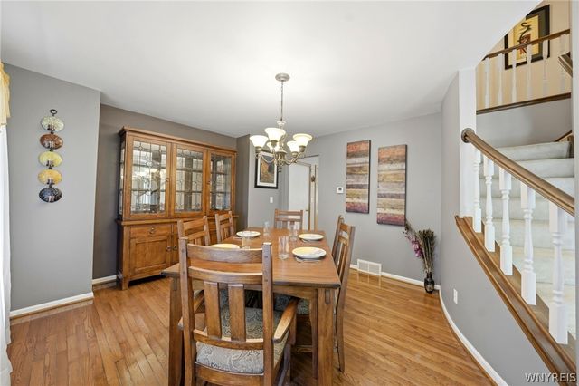 202 Enchanted Forest South, Lancaster, NY 14043