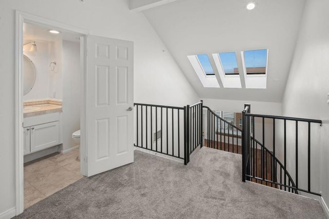 2400 5Th 438, San Diego, CA 92101