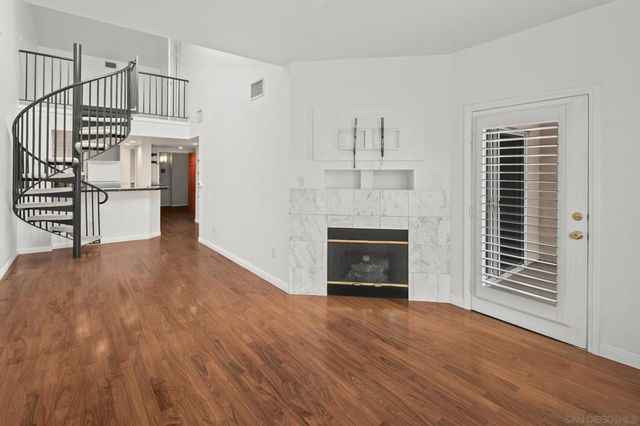 2400 5Th 438, San Diego, CA 92101