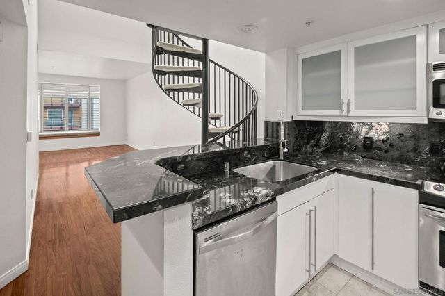 2400 5Th 438, San Diego, CA 92101