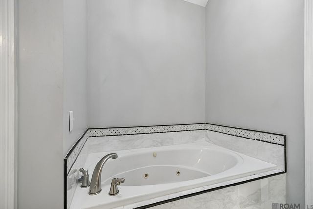 1554 Obrien Dr, Saint George, LA 70810
