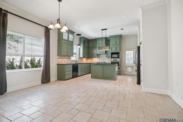 1554 Obrien Dr, Saint George, LA 70810