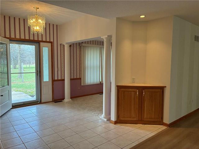 7211 S Arnett Road, Grain Valley, MO 64029