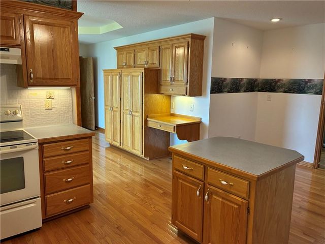 7211 S Arnett Road, Grain Valley, MO 64029