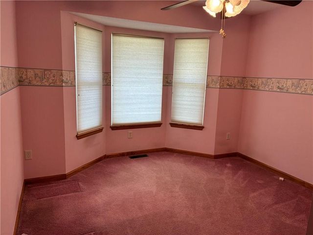 7211 S Arnett Road, Grain Valley, MO 64029