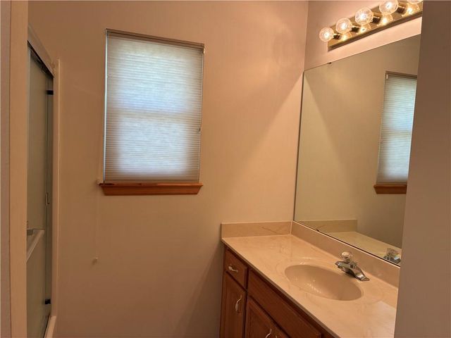 7211 S Arnett Road, Grain Valley, MO 64029