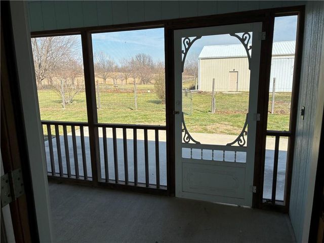 7211 S Arnett Road, Grain Valley, MO 64029