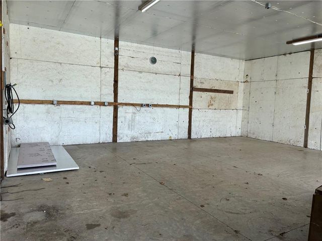 7211 S Arnett Road, Grain Valley, MO 64029