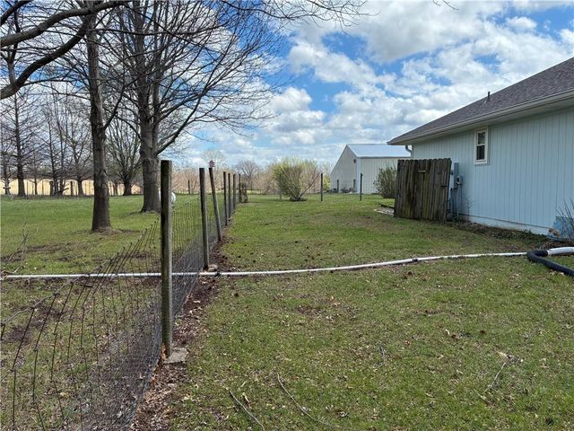 7211 S Arnett Road, Grain Valley, MO 64029