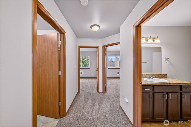 80 NE Melrose Drive, Oak Harbor, WA 98277