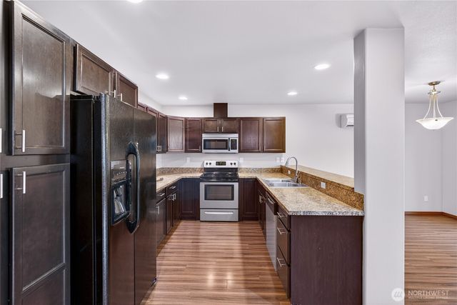 80 NE Melrose Drive, Oak Harbor, WA 98277