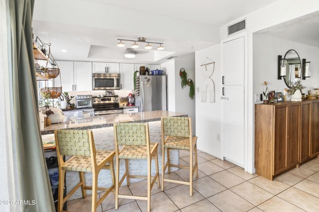907 E SHOBE Drive, Tempe, AZ 85283