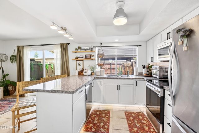 907 E SHOBE Drive, Tempe, AZ 85283