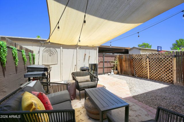 907 E SHOBE Drive, Tempe, AZ 85283
