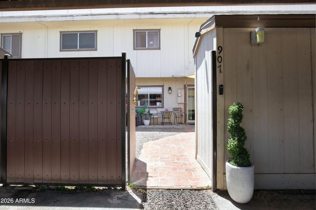 907 E SHOBE Drive, Tempe, AZ 85283