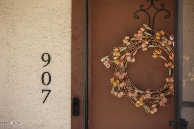 907 E SHOBE Drive, Tempe, AZ 85283