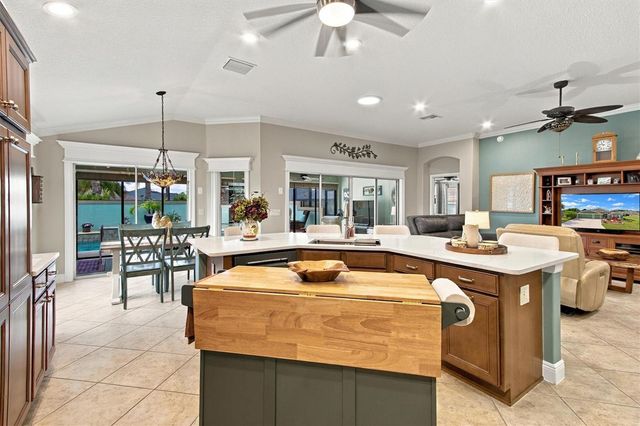 2947 BUREAU PATH, The Villages, FL 32163