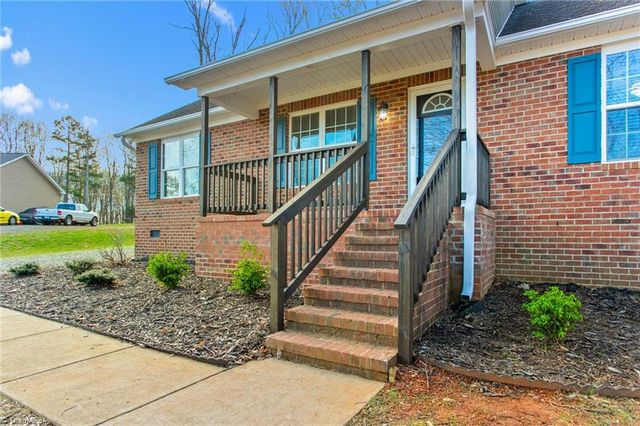 7510 Walking Stick Lane, Liberty, NC 27298