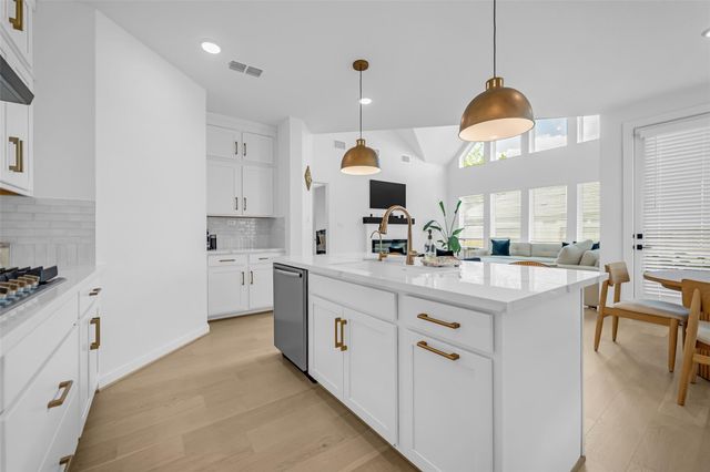 8211 Boundary Waters Drive, Porter, TX 77365