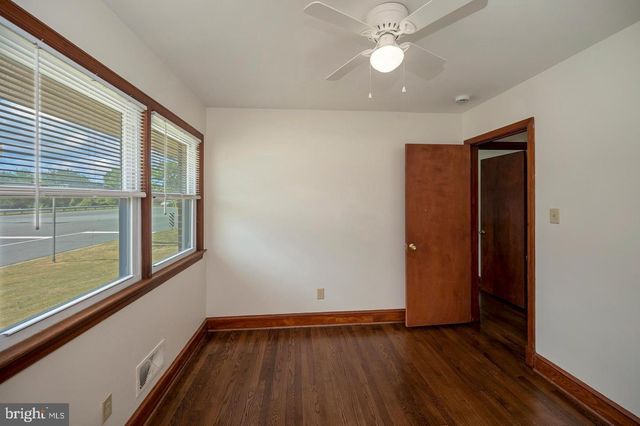 1008 GARRISONVILLE RD, Stafford, VA 22556