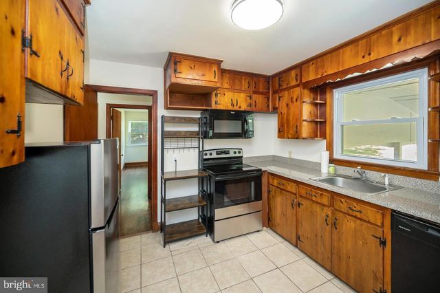 1008 GARRISONVILLE RD, Stafford, VA 22556
