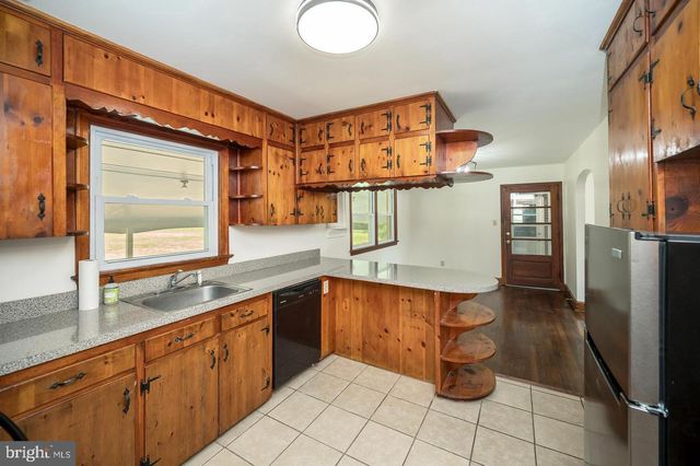 1008 GARRISONVILLE RD, Stafford, VA 22556