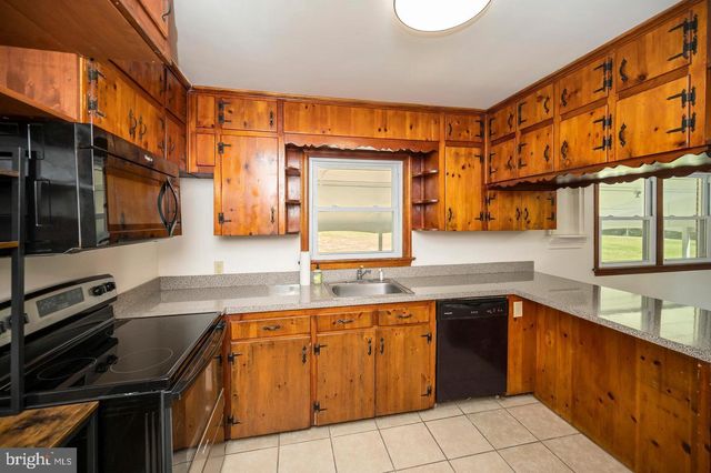 1008 GARRISONVILLE RD, Stafford, VA 22556