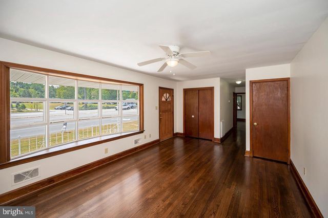 1008 GARRISONVILLE RD, Stafford, VA 22556