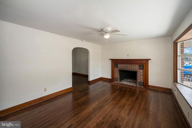 1008 GARRISONVILLE RD, Stafford, VA 22556
