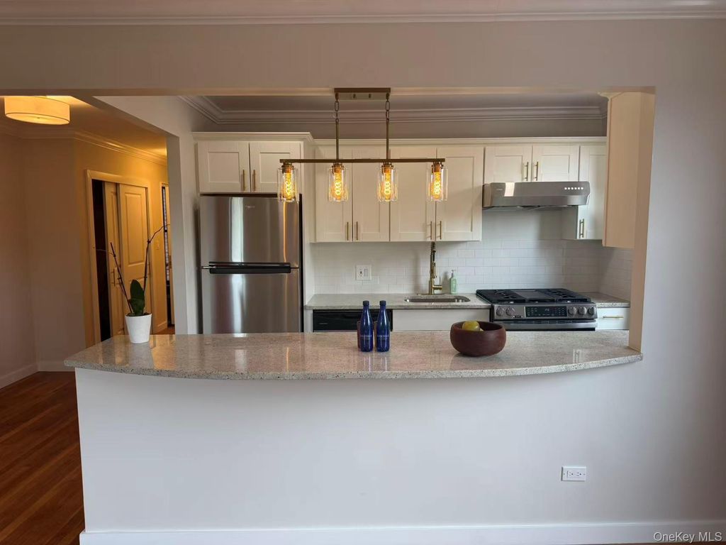 150-30 71st Avenue 2G, Flushing, NY 11367 — photo 3