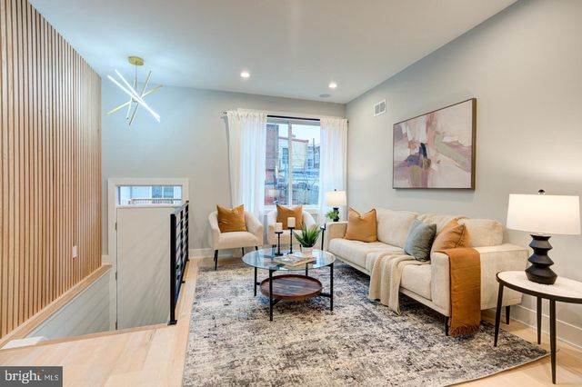 2620 E HAROLD ST, Philadelphia, PA 19125