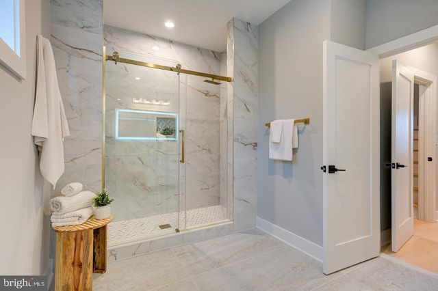 2620 E HAROLD ST, Philadelphia, PA 19125