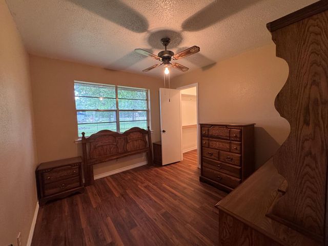 1609 Forrest Drive, Wharton, TX 77488