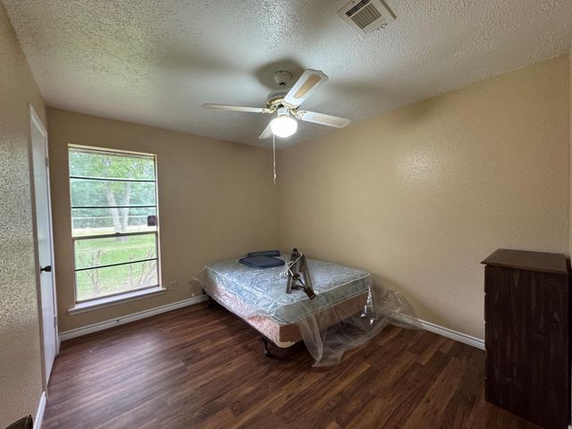 1609 Forrest Drive, Wharton, TX 77488
