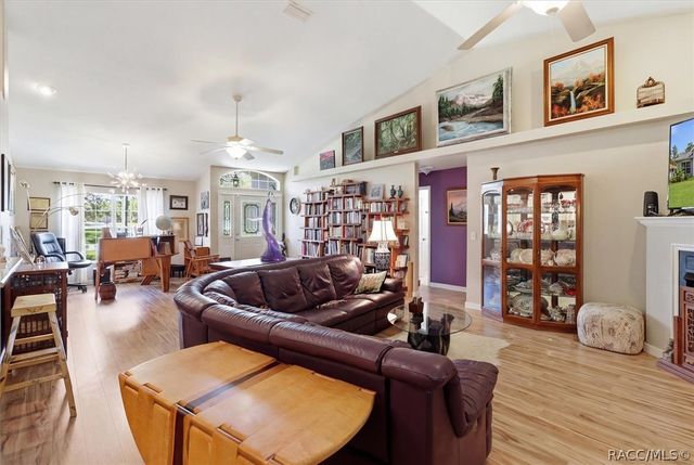 5265 W Greensilky Lane, Lecanto, FL 34461