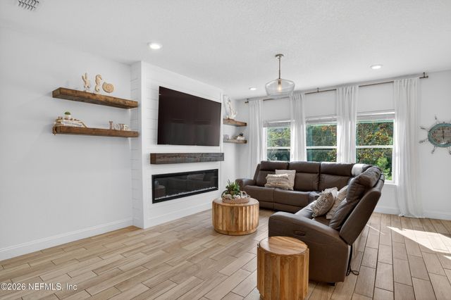 270 CLIFTON BAY Loop, St. Johns, FL 32259