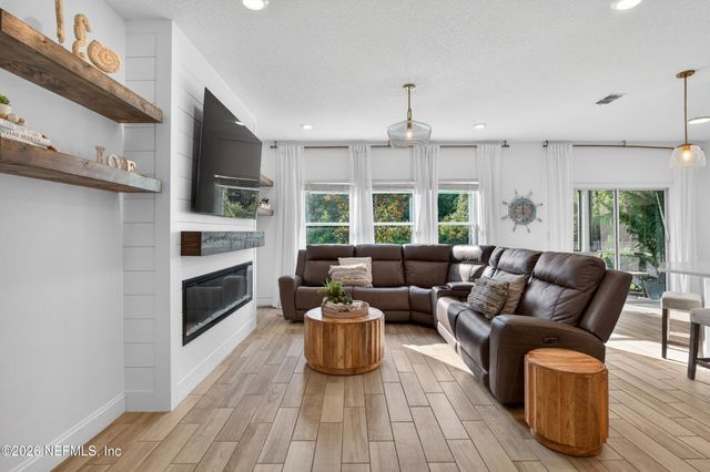 270 CLIFTON BAY Loop, St. Johns, FL 32259