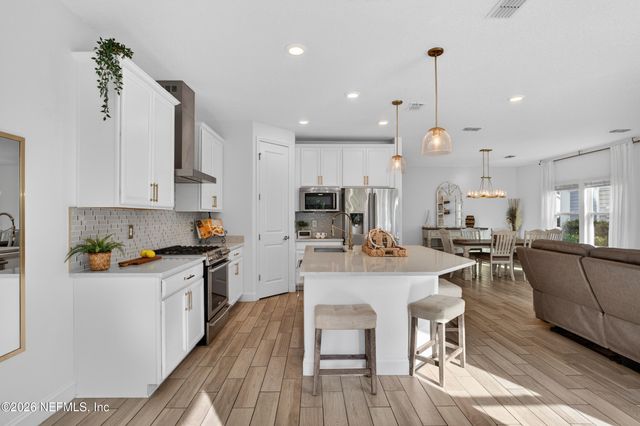270 CLIFTON BAY Loop, St. Johns, FL 32259
