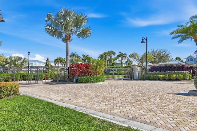 10301 CORAL LANDINGS LANE 5, Placida, FL 33946