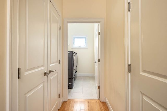 31 Split Rock Ln, Mattapoisett, MA 02739