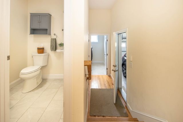 31 Split Rock Ln, Mattapoisett, MA 02739