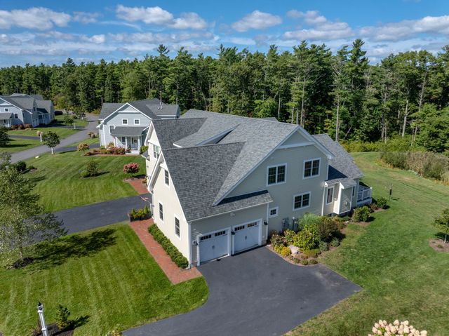 31 Split Rock Ln, Mattapoisett, MA 02739